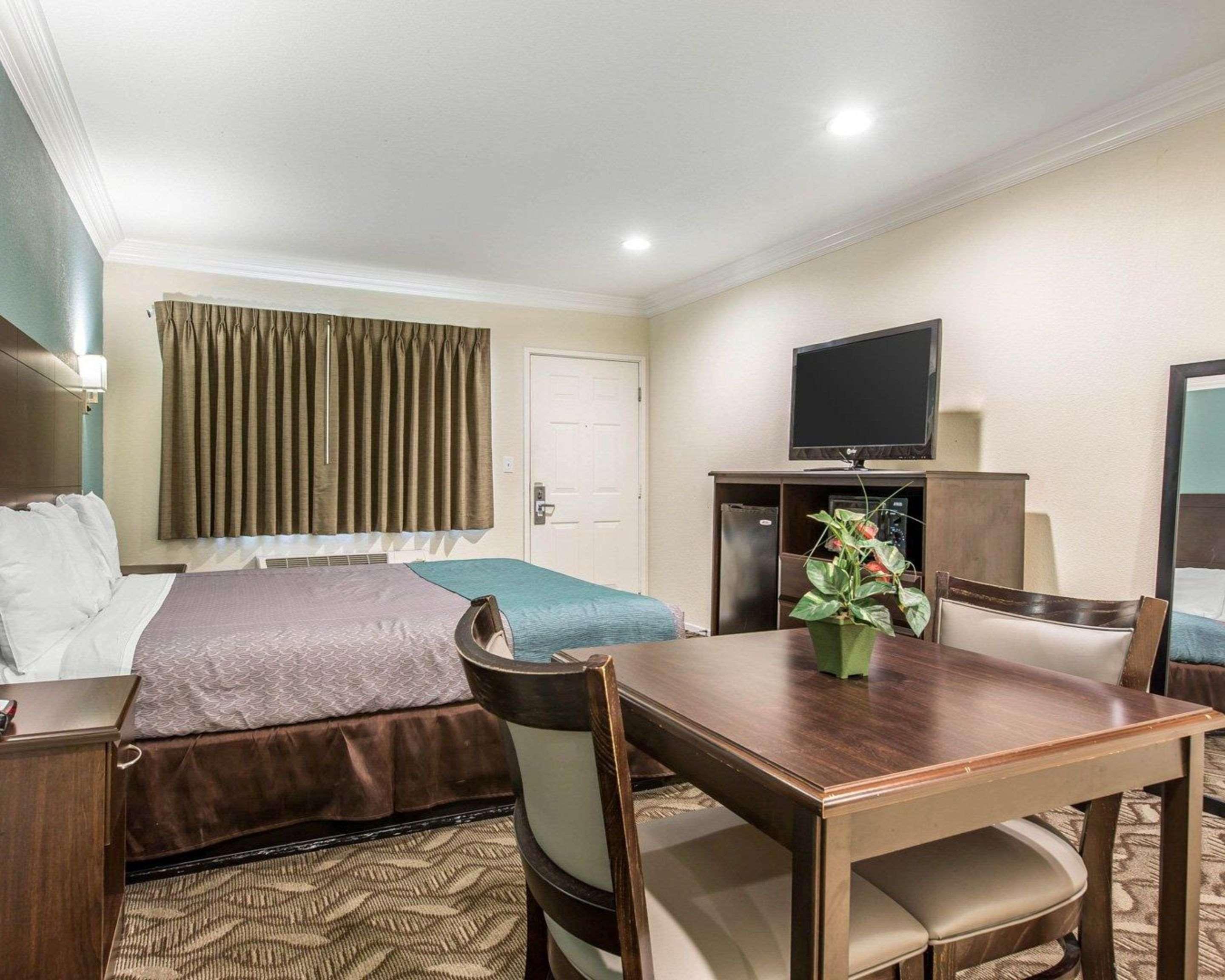 Rodeway Inn & Suites Inglewood Dış mekan fotoğraf